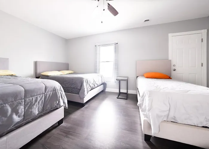Comfy 4Br, 1 Bath Near The Falls & Casino