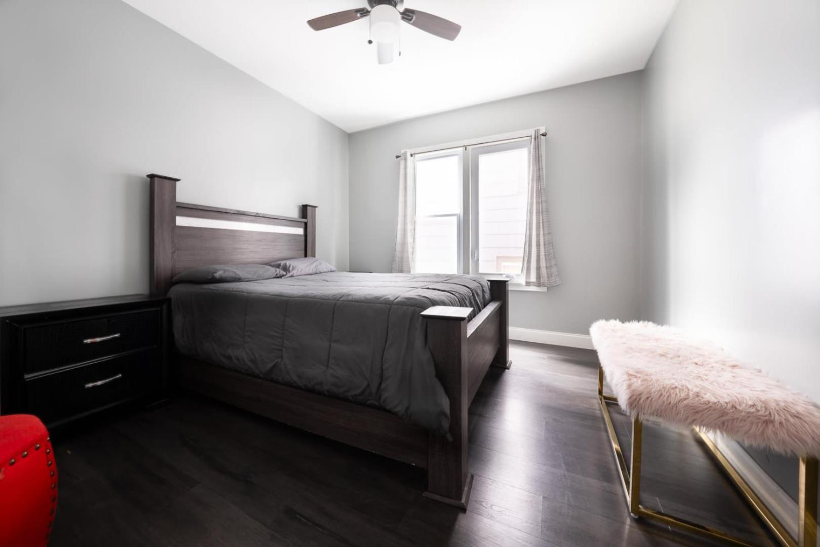 Comfy 4br, 1 Bath Near The Falls & Casino Apartment *