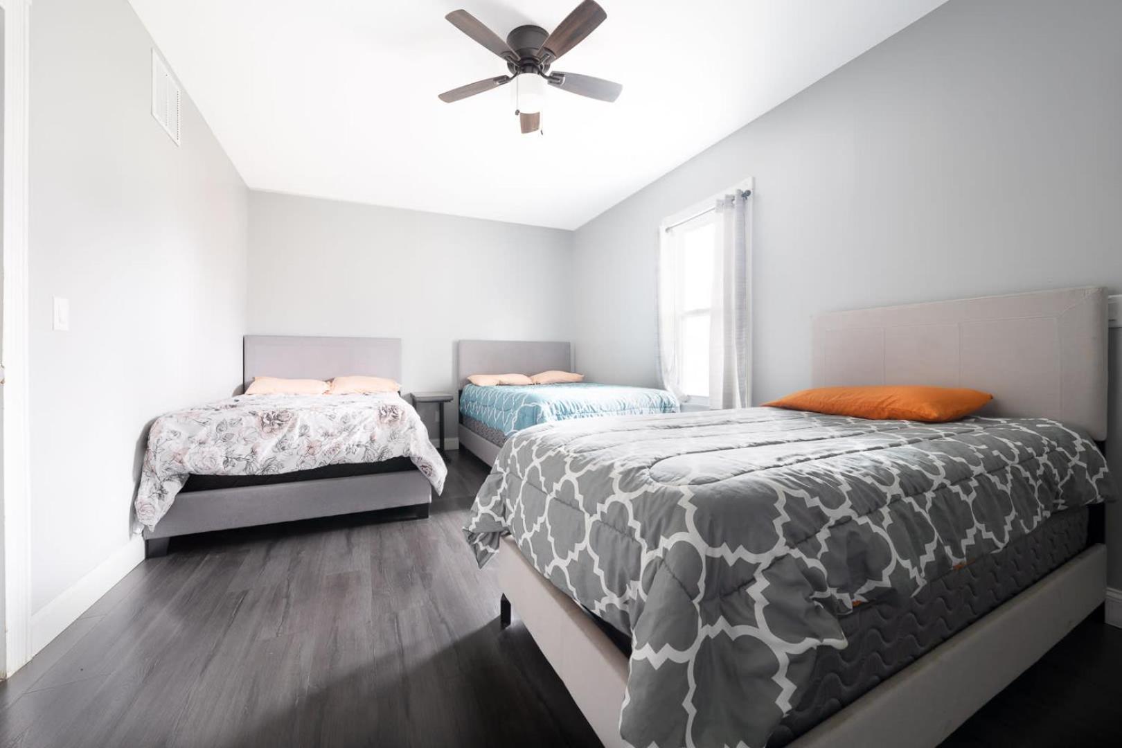 Comfy 4br, 1 Bath Near The Falls & Casino Apartment *